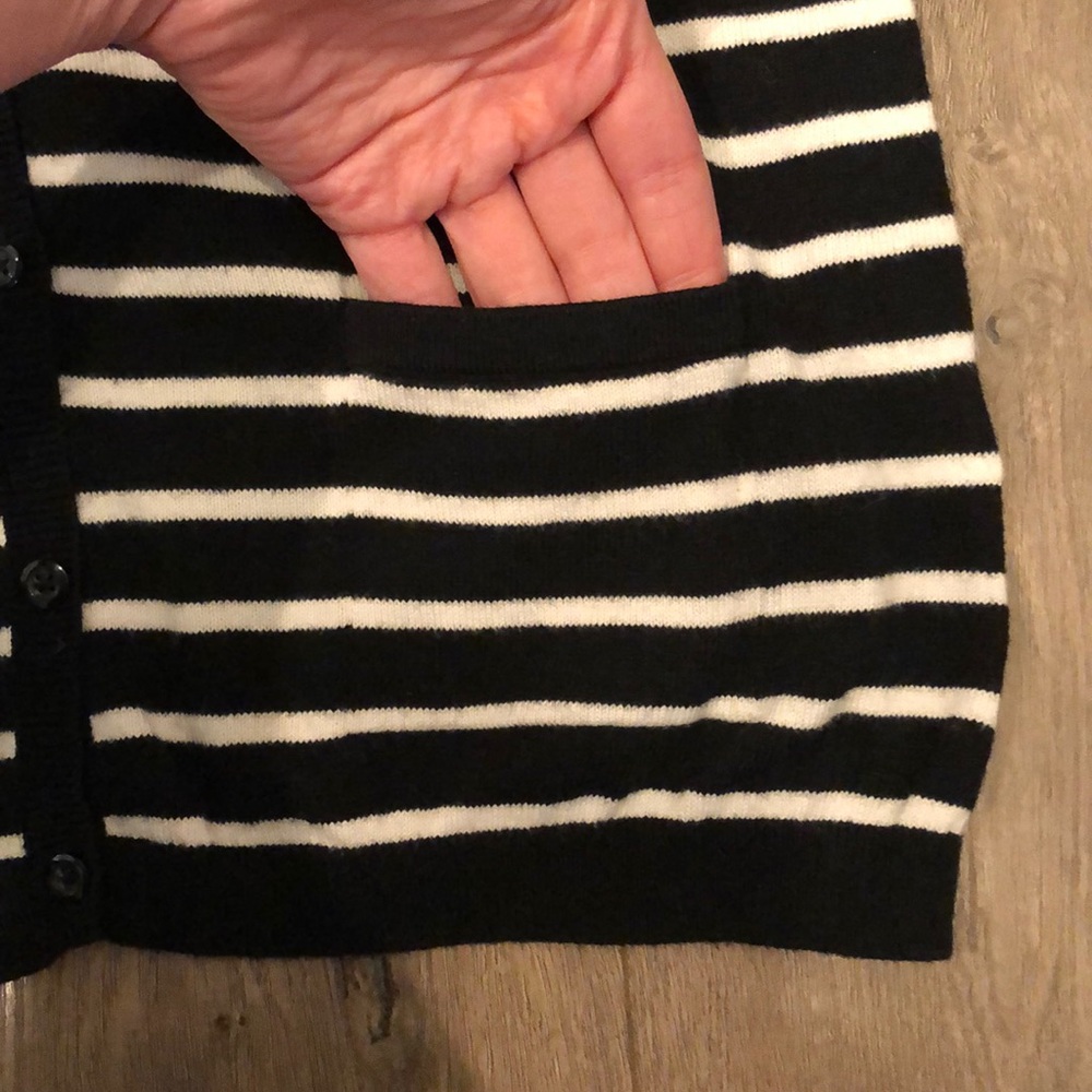 Banana Republic black and white striped cardigan - Picture 3 of 6